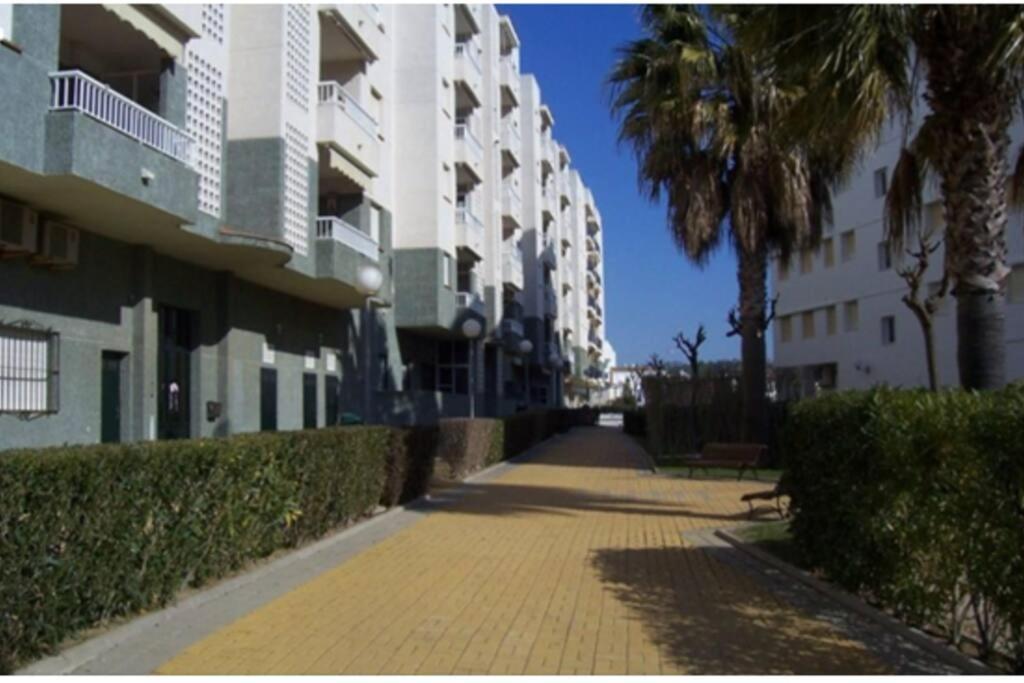 Aguamarina, Cerca De Todo Apartment Ла Антила Екстериор снимка